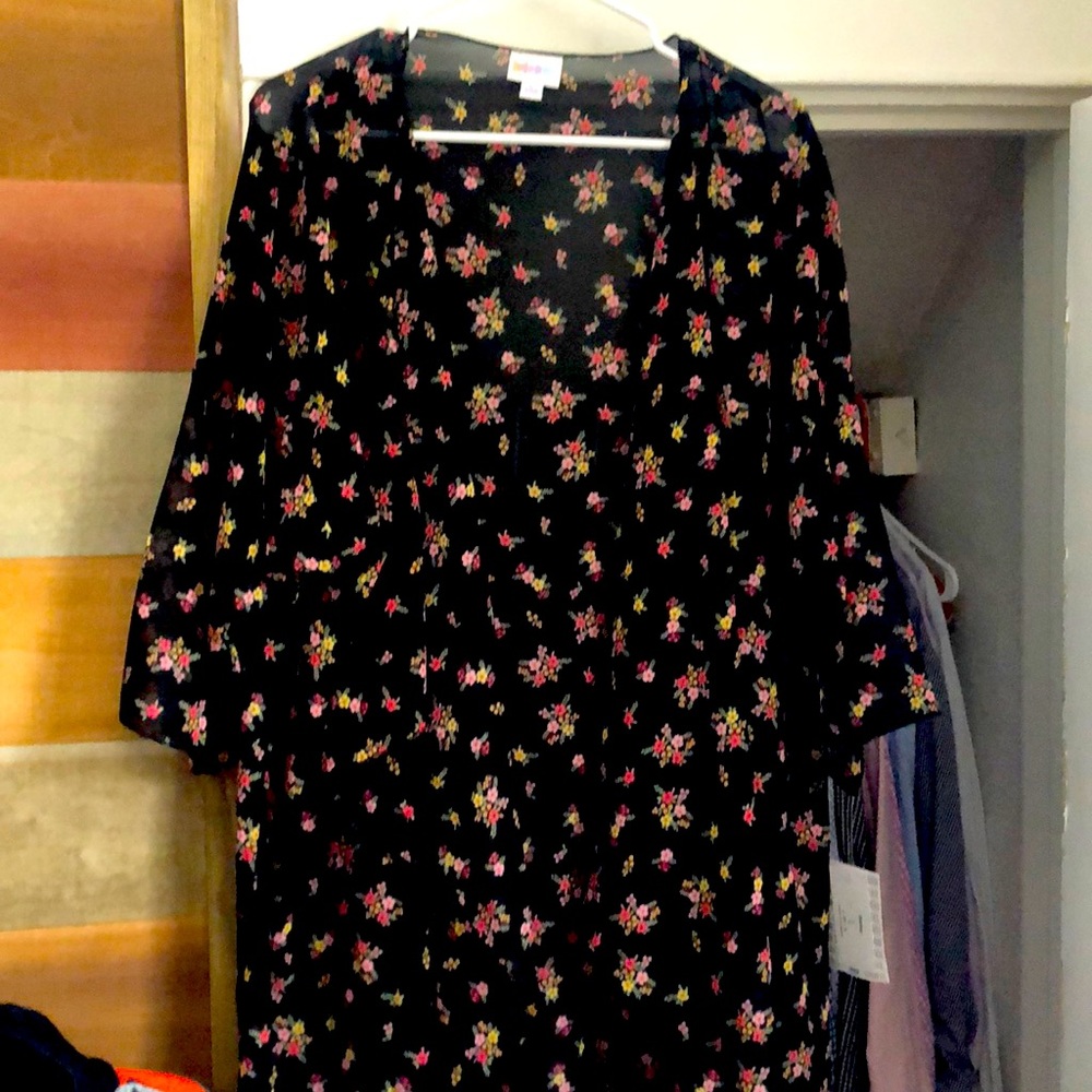 Brand new LuLaRoe Shirley